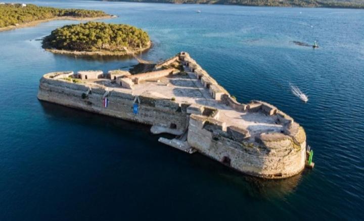 Peninsula Divina * Sibenik